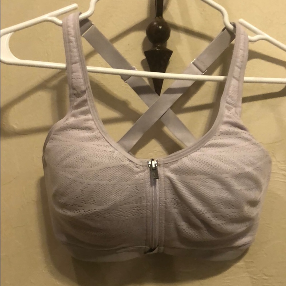 Victoria’s Secret high impact sports bra